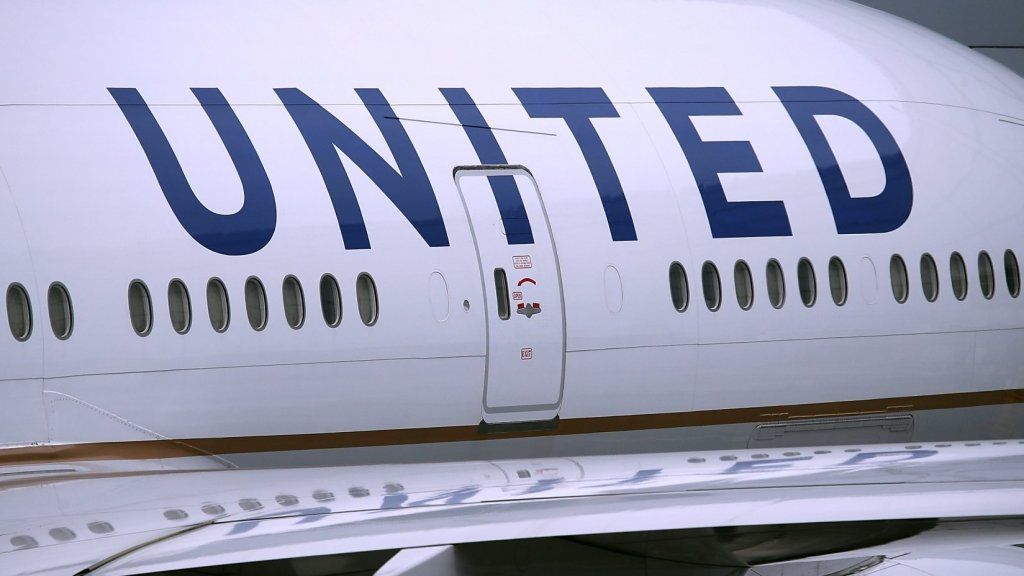 यूनाइटेड एयरलाइंस को ग्राहक संतुष्टि में अमेरिका की सबसे विवादास्पद एयरलाइन की तुलना में कम स्थान दिया गया था