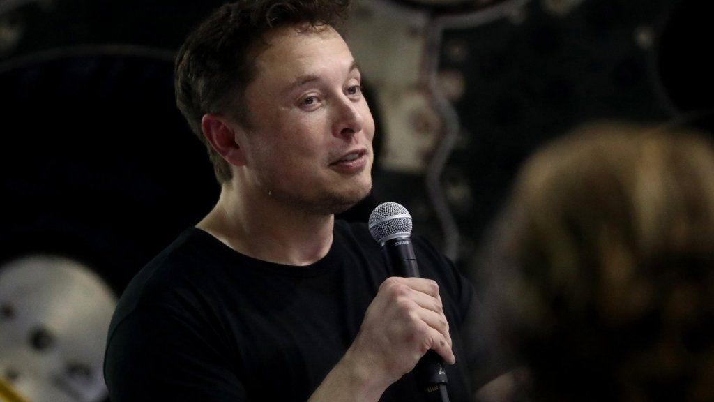 Hlupák Elona Muska o inteligentných automobiloch