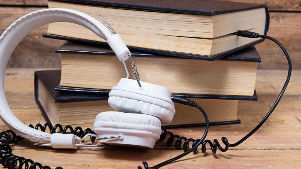 7 zvukových kníh, ktoré si musíte stiahnuť práve teraz