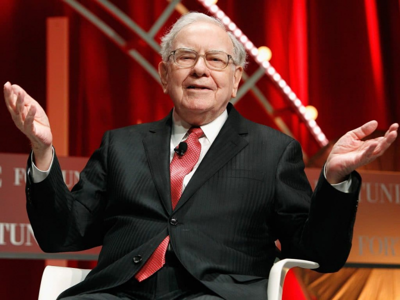 Kiek turtinga yra Warreno Buffetto žmona Astrid Menks? – Biografija