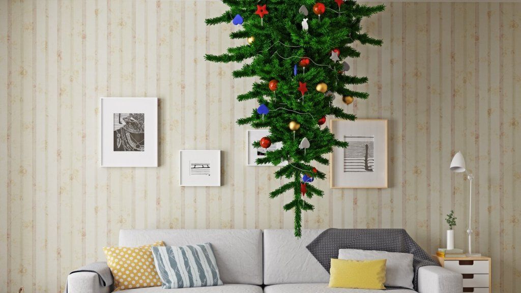 Árvores de Natal de cabeça para baixo são ridículas. Veja por que você pode querer um de qualquer maneira