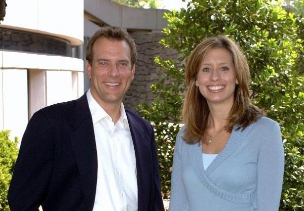 Meteorologička NBC Stephanie Abramsová je vydatá za manžela Mika Bettesa. Teraz rozvod, čo môže byť dôvodom?