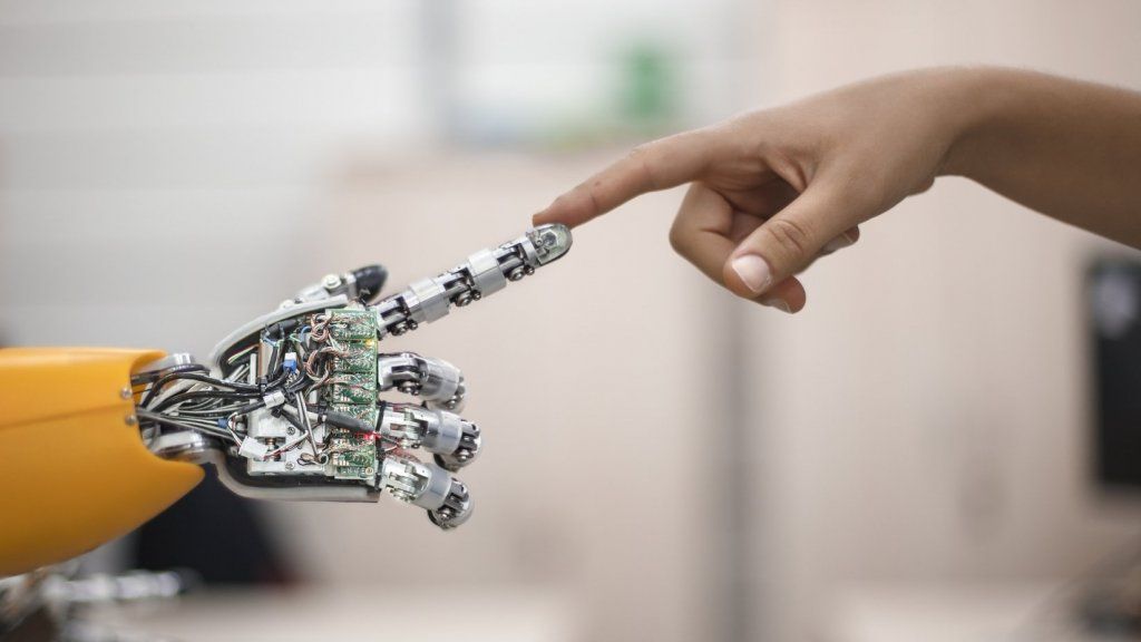 21 framtida jobb som robotarna faktiskt skapar