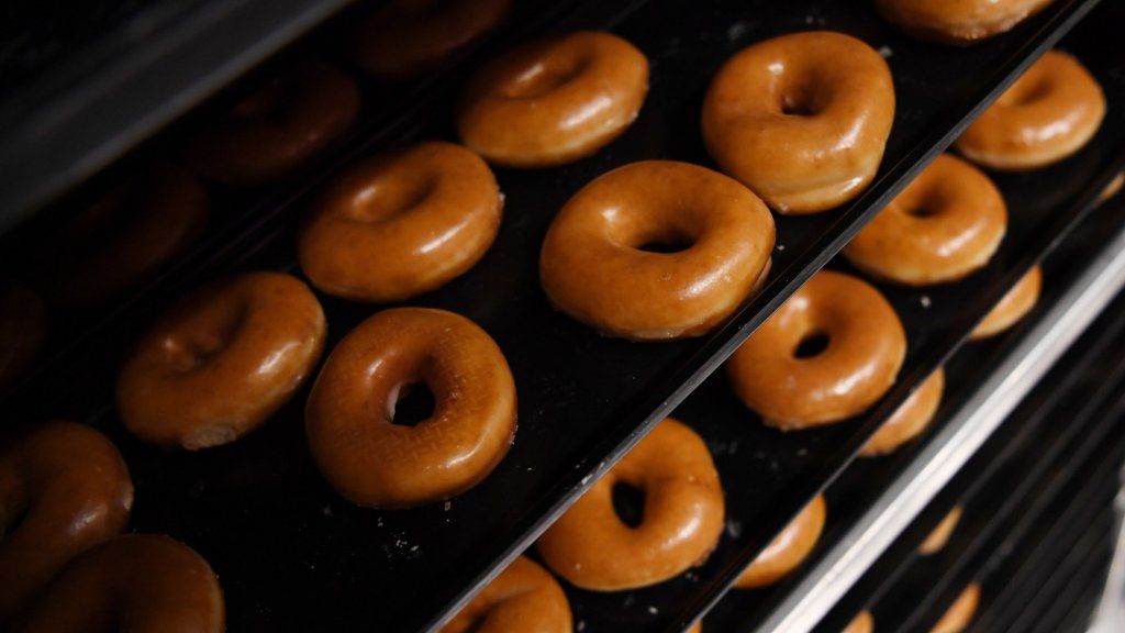 Krispy Kreme открывает 45 новых магазинов с новыми пунктами меню, включая настраиваемые пончики