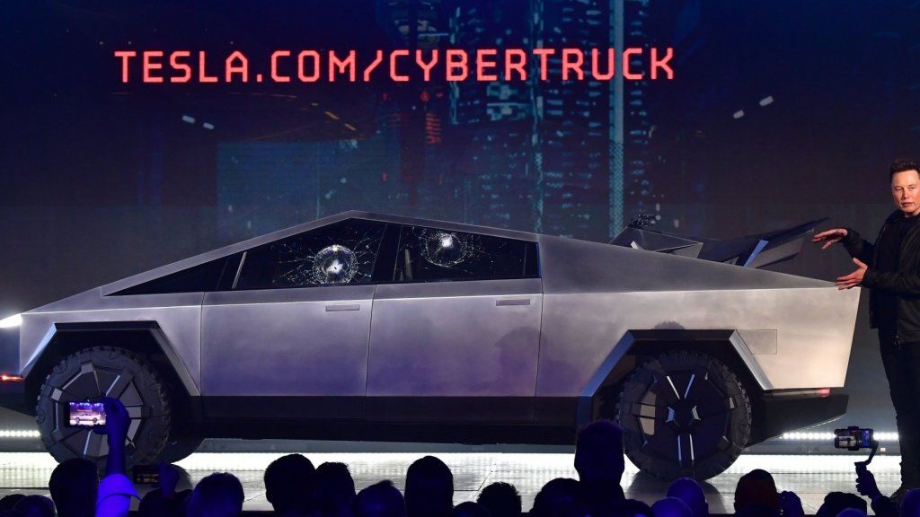 Demonstrasi Lori Tesla Trak Elon Musk Menunjukkan bahawa Mengambil Risiko Sentiasa Berbaloi