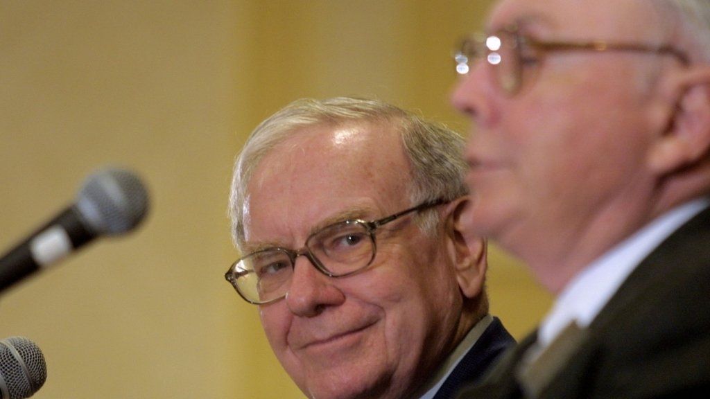 In sole 7 parole, Warren Buffett e il suo partner di investimento hanno rivelato il segreto del successo in qualsiasi campo