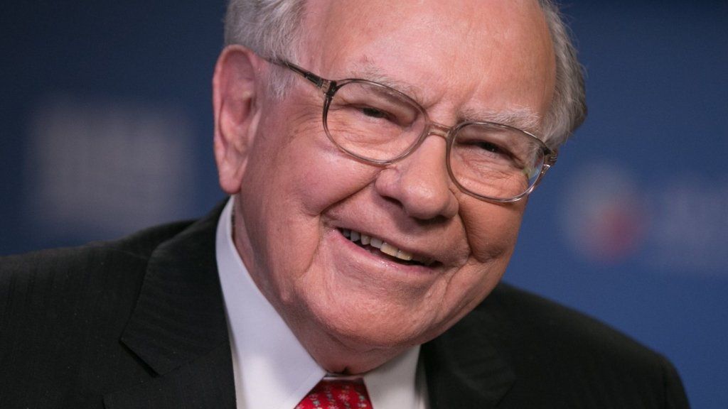 Warren Buffett zegt dat deze 1 simpele gewoonte succesvolle mensen scheidt van alle anderen