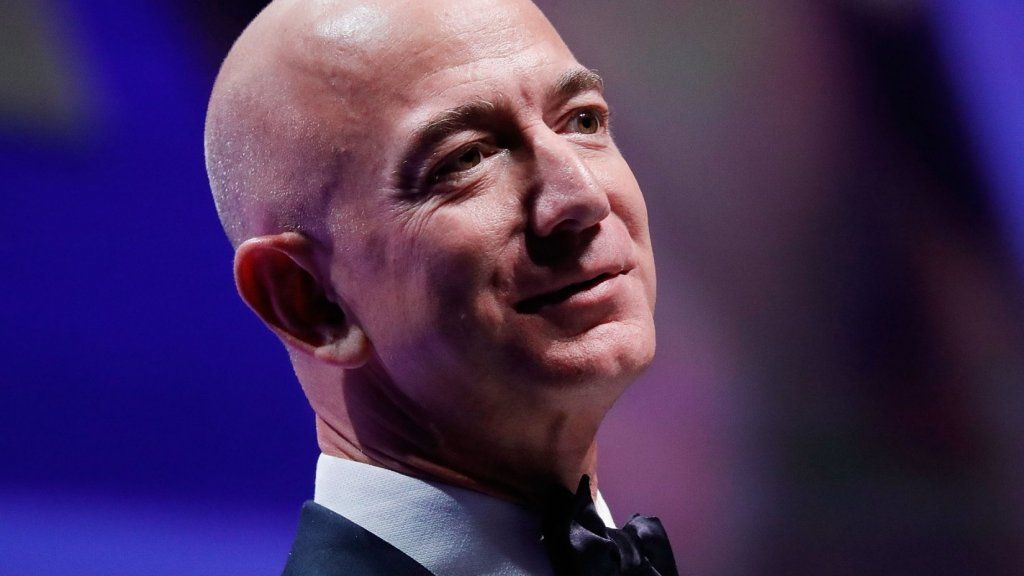 Jeff Bezosin nettovarallisuus on nyt 105 miljardia dollaria, mutta hänellä on kaksi ominaisuutta, jotka ovat vielä arvokkaampia