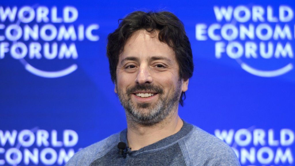 Współzałożyciel Google, Sergey Brin, jest najnowszym liderem technologicznym budującym tajny samolot