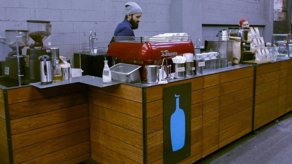Varför blå flaskkaffe stänger sin grossistavdelning