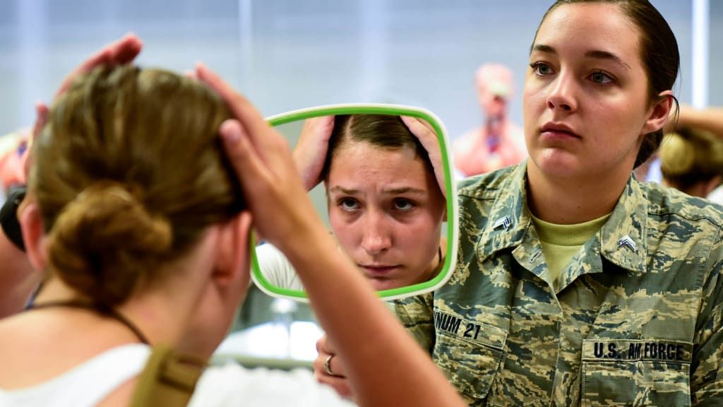 מה ניתן ללמוד על חזרה לעבודה מההיפוך של צבא ארה'ב על טיפוח נשים