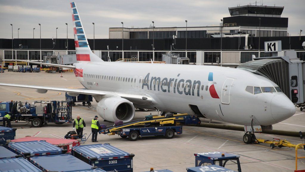 American Airlines vừa được vinh danh là Hãng hàng không tốt thứ 2 trên thế giới. Lý do tại sao lại mở mắt