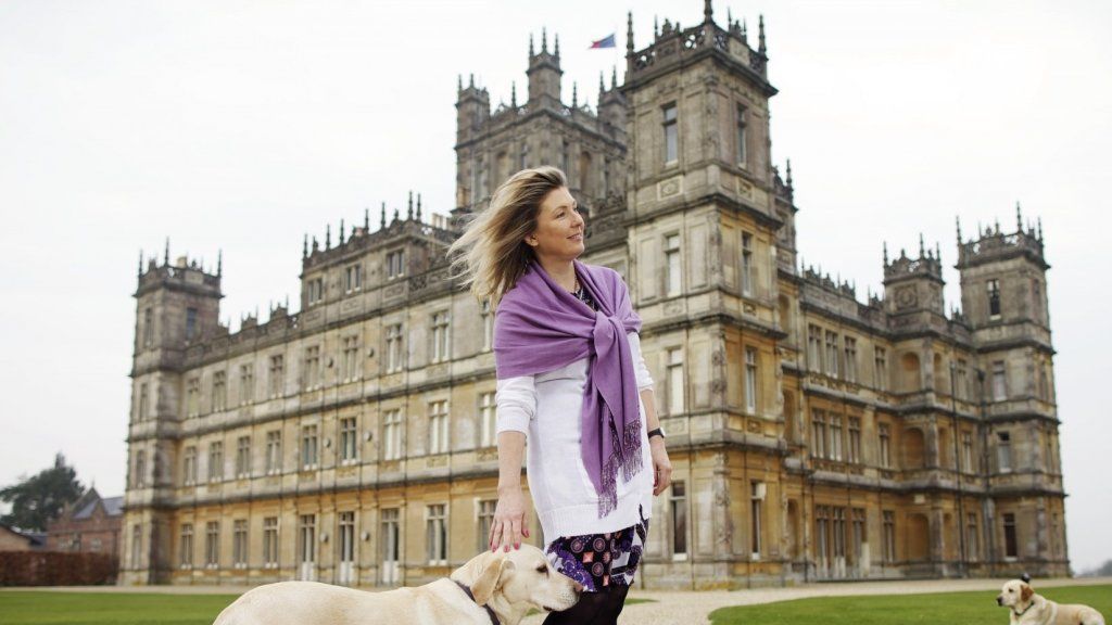 Airbnb tarjoaa yhden yön Downton Abbeyn linnassa hintaan 187 dollaria