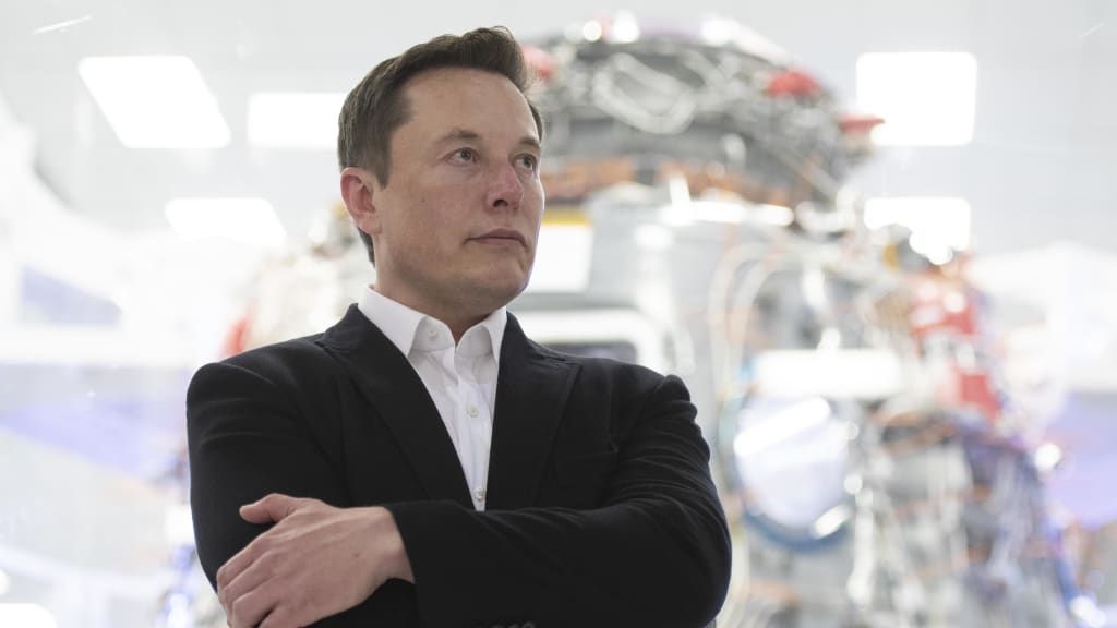 Použite prezentačný hack Elona Muska na zapojenie publika