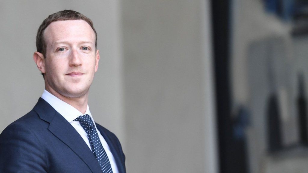 Mark Zuckerberg naredi Facebook uradno: prihodnost Facebooka sporoča