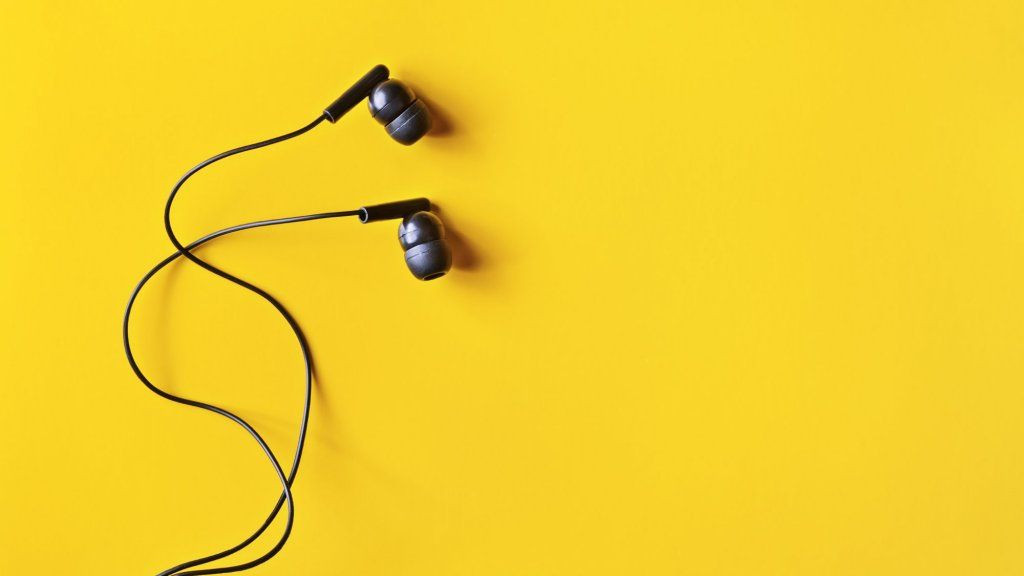 शोध से पता चलता है कि 'वीर' संगीत सुनना जब ज़ोनिंग आउट अधिक सशक्त विचार पैदा करता है