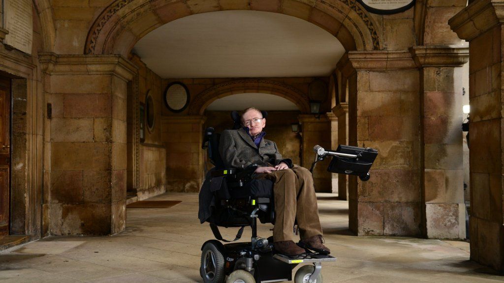 3 võimalust elada ilusat edukat elu Stephen Hawkingi sõnul