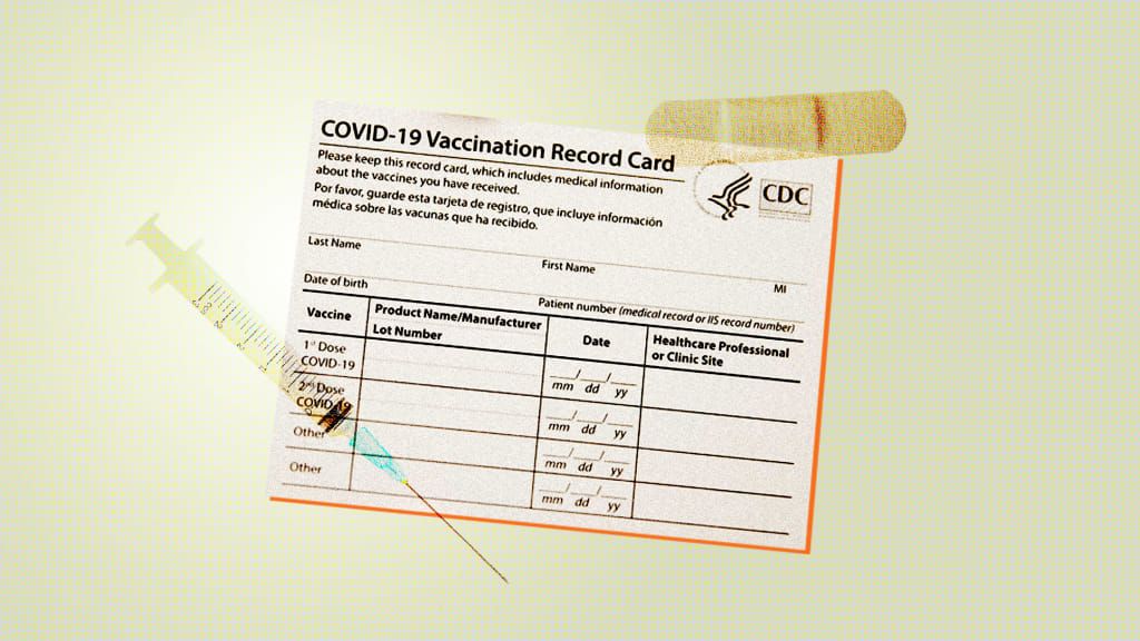 Presoja, ali lahko (ali bi morali) prositi stranke, naj si ogledajo njihove cepivne kartice