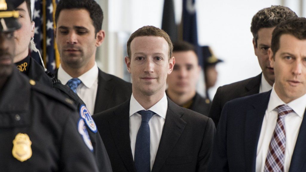 מה על המשתמשים בפייסבוק לחפש בעדותו של מארק צוקרברג לפני הקונגרס